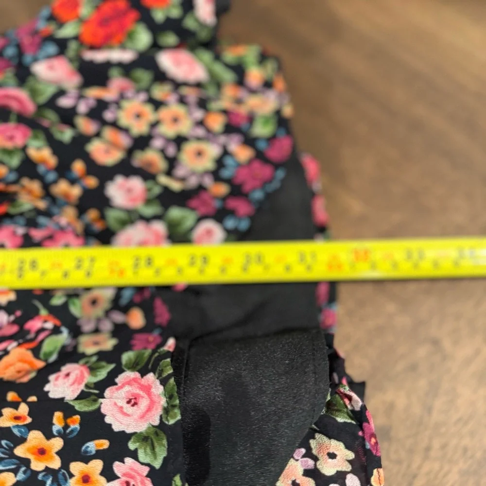 Yumi Kim, Black Floral Romper V-Neck Long Sleeve Chiffon, Size S